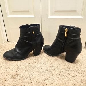 Bandolino Bdeleodora Black Leather Women's Heeled Booties Sz 6